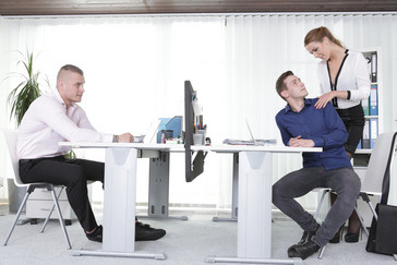 Bi-Party im Büro vol.6